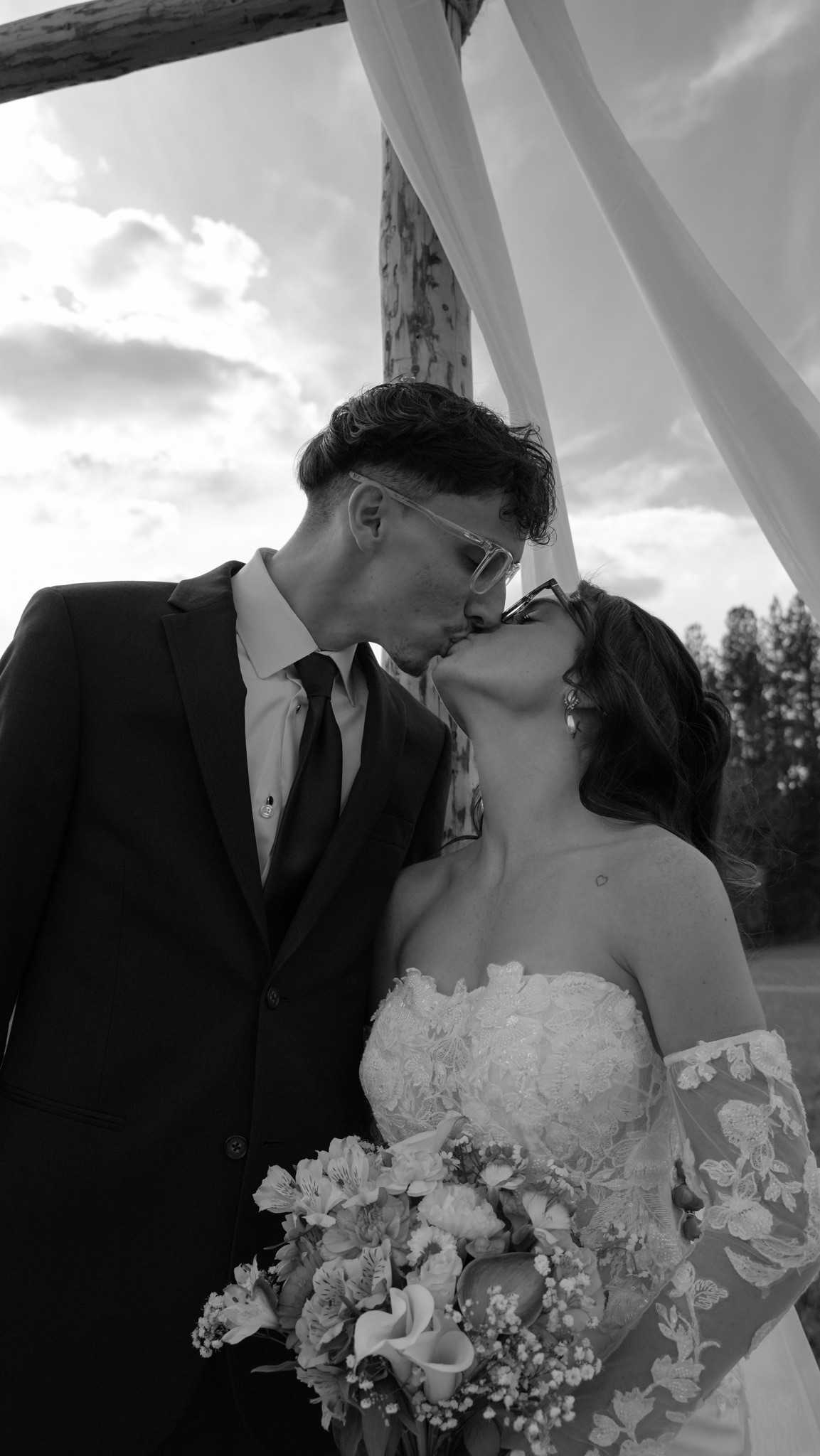 Elegant Wedding photo 2